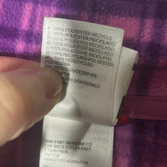 The North Face Fleece 1/4 Zip Pull Over. Purple and Pink plaid. Size Medium. - Picture 6 of 9